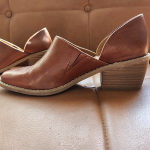 Universal Thread Rylie Cognac Faux Leather Heeled Open Booties